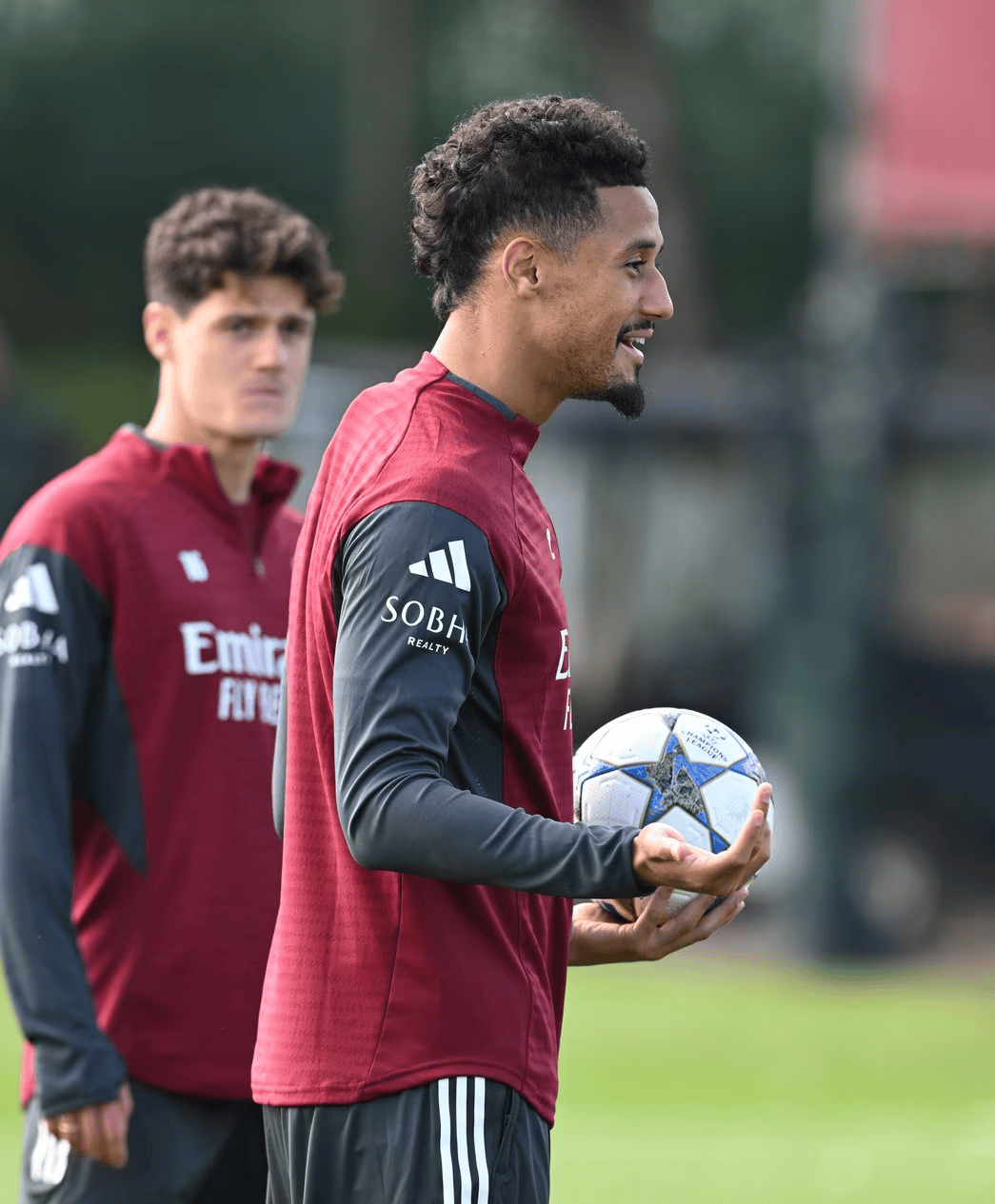 国际比赛日突围战来临，罗马围绕欧冠战术微调，媒体盛赞，训练强度明显提升(国乒女团3比0击败日本夺金)