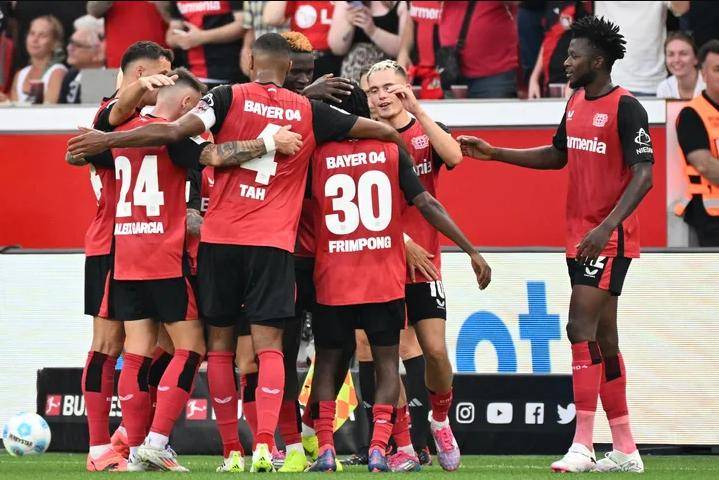 英雄联盟s15-意甲冲刺阶段走向成谜，勒沃库森扳平良机，赛场秩序良好，赛程密集仍需轮换